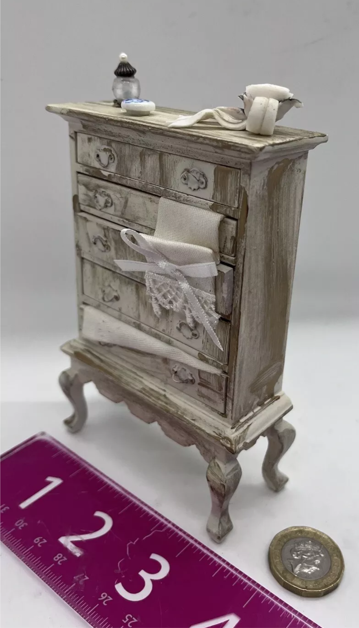 Dolls house tall chest of drawers & all fixed accessories