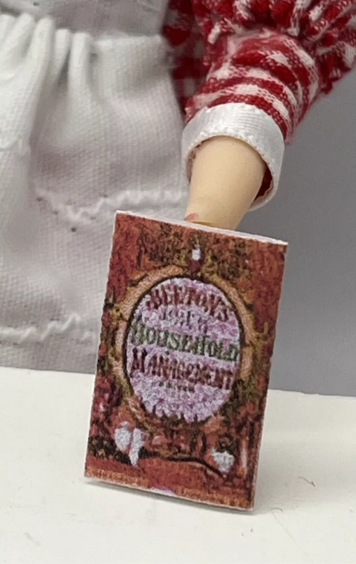 Dolls house Victorian cookery book. Beetons book of household management