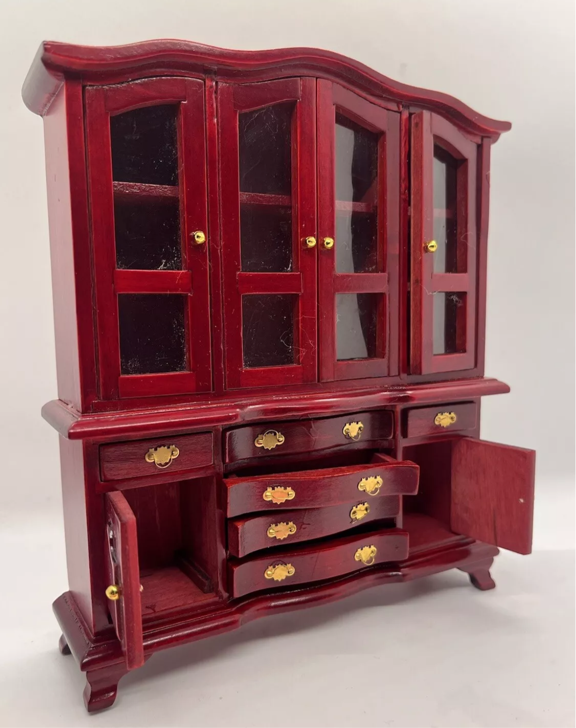 Dolls house large triple dresser