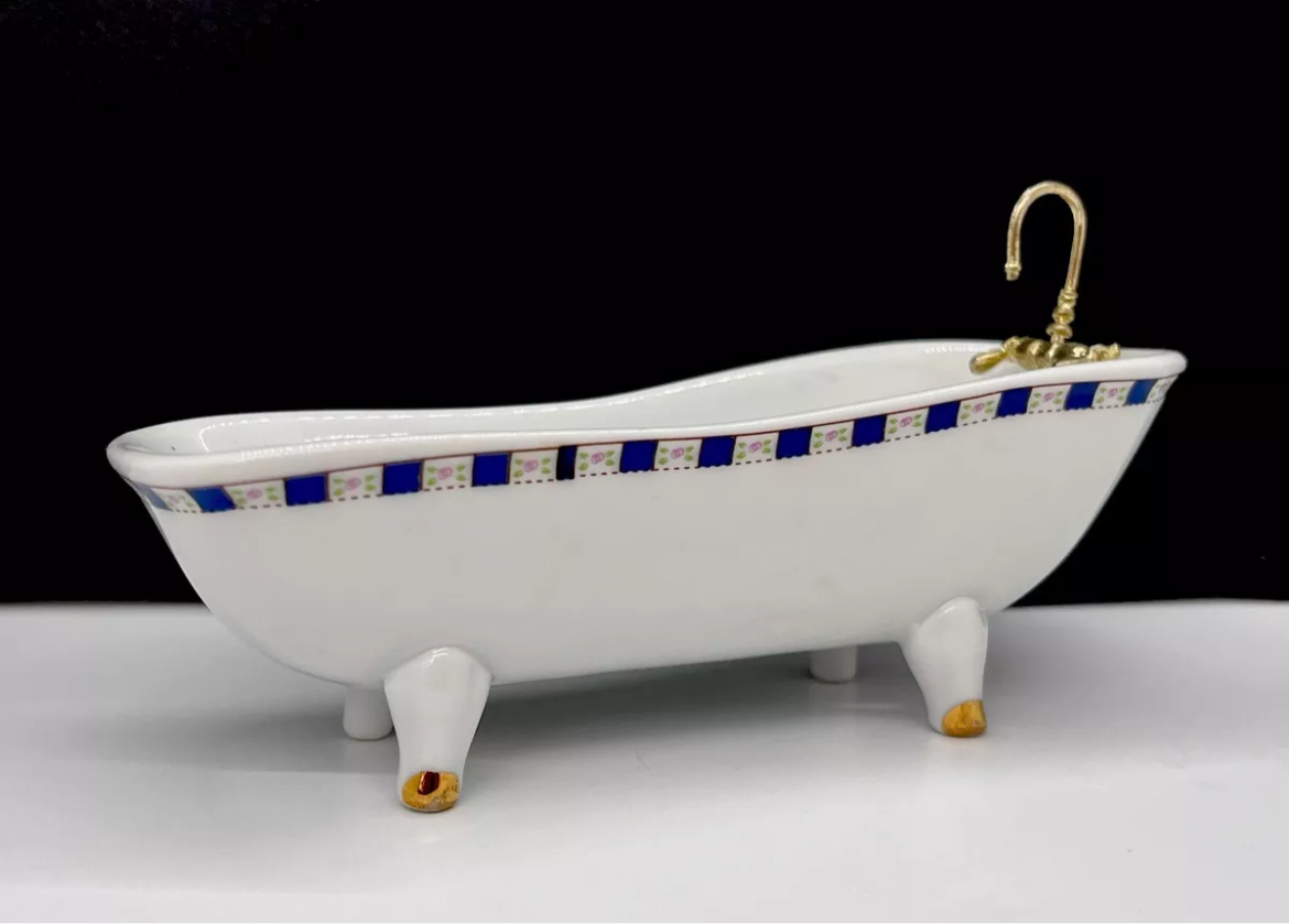 Dolls house porcelain bath