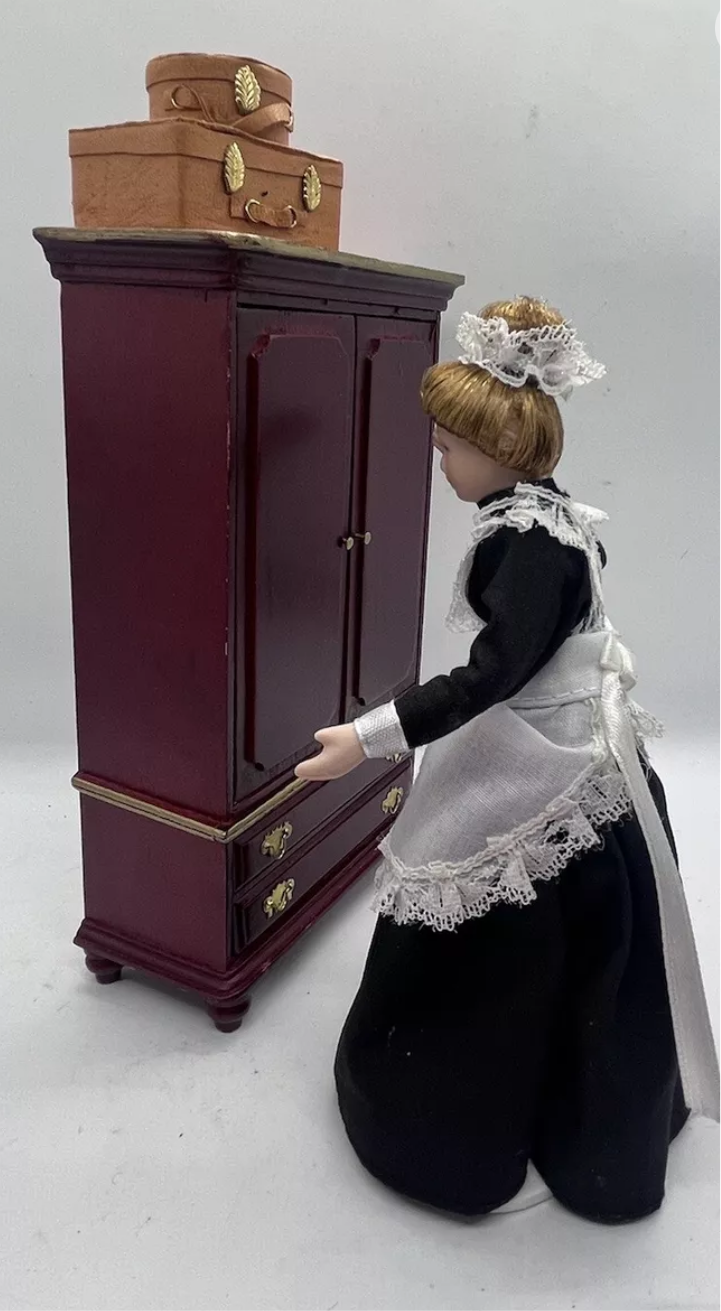 Dolls house wardrobe & suitcases