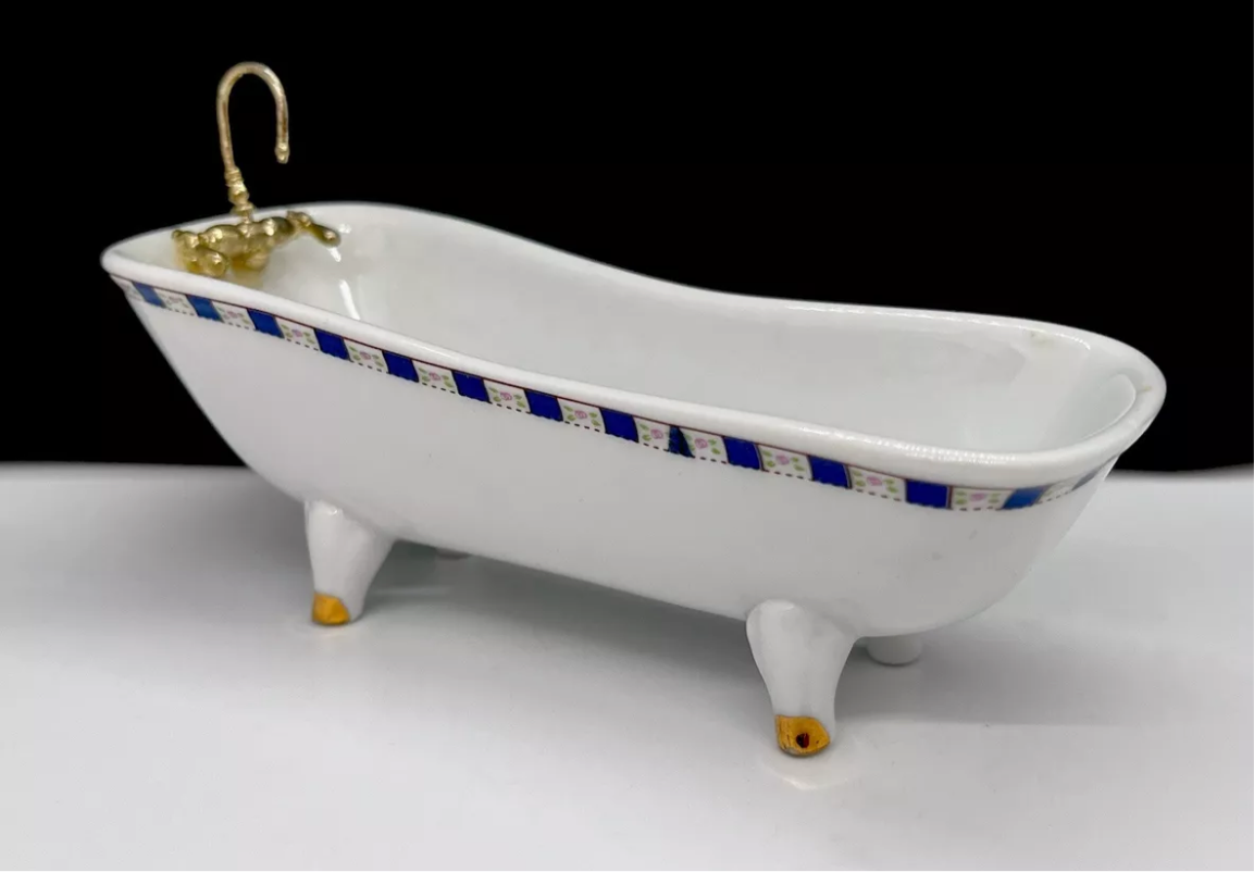 Dolls house porcelain bath