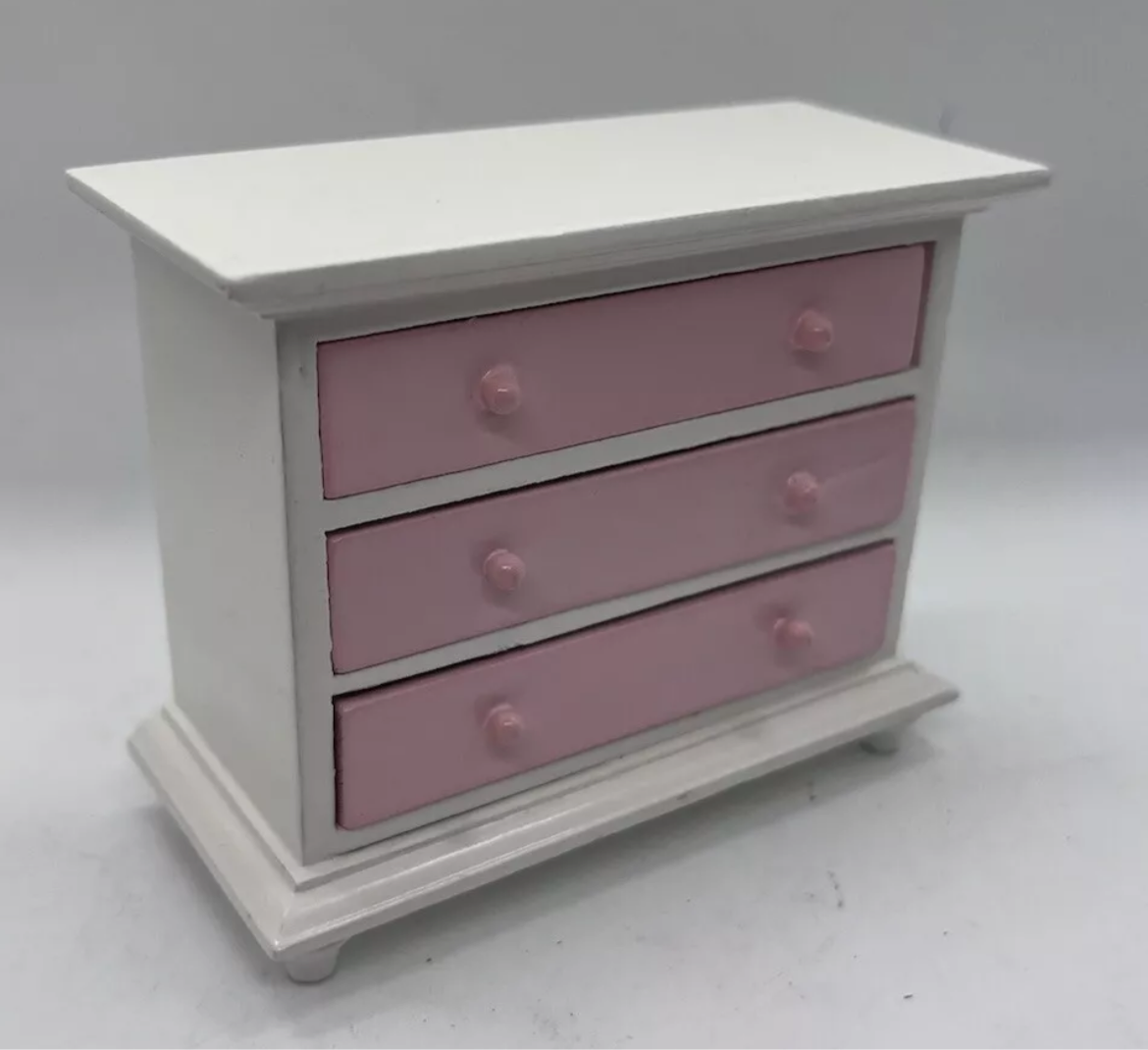 Dolls house chest of drawers pink & white