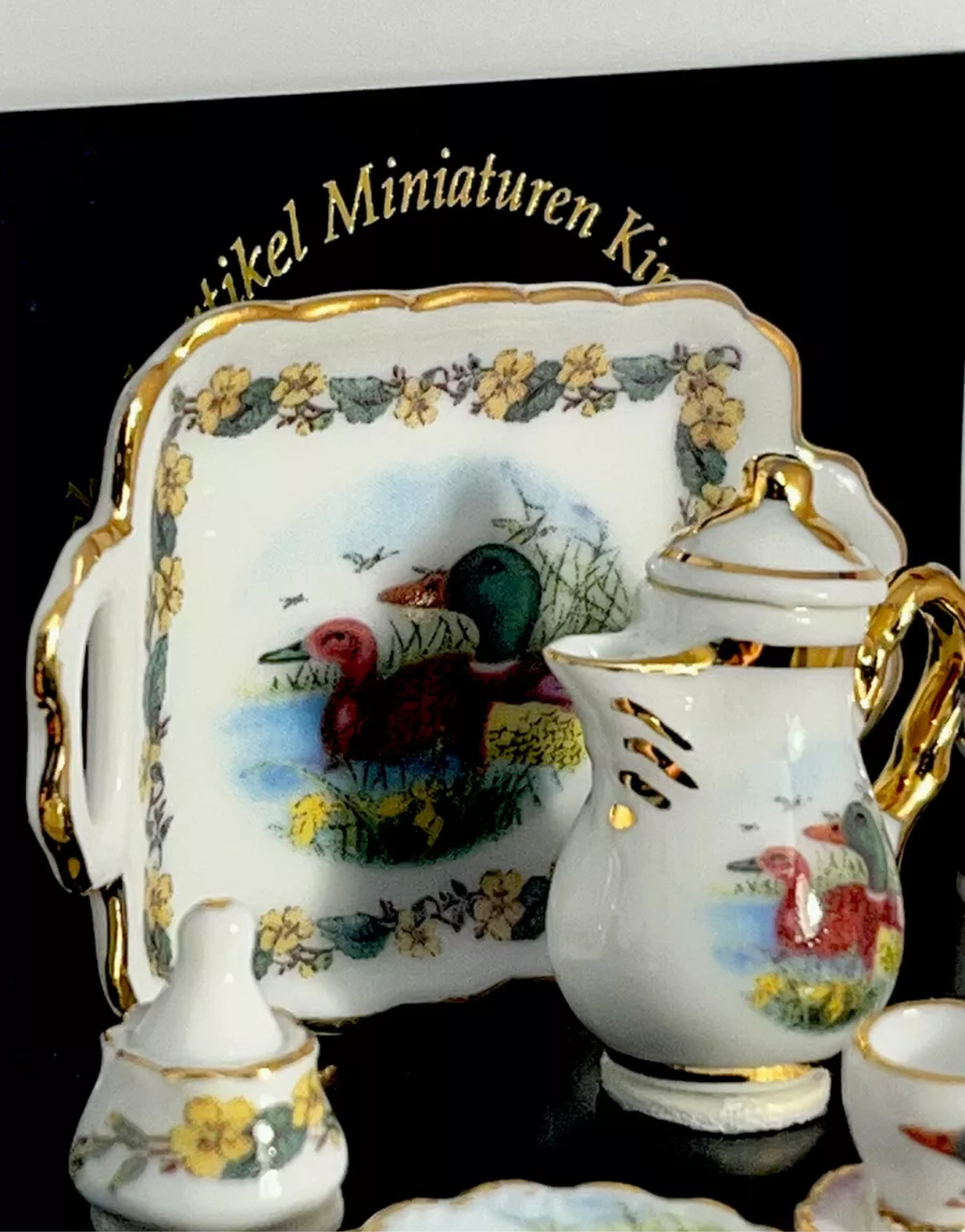 Dolls house Reutter Porcelain tea set NEW