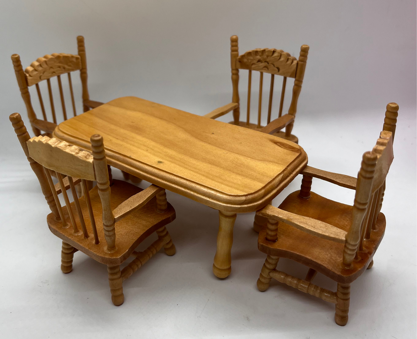Dolls house pine varnished farm house table and 4 chairs
