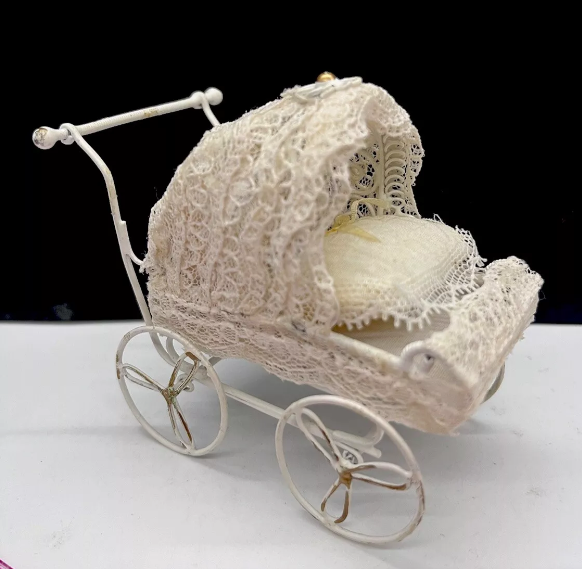 Dolls house metal pram and bedding