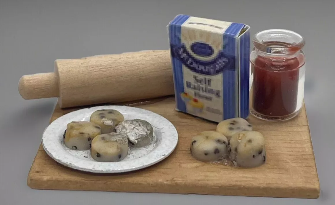 Dolls house kitchen accessory baking