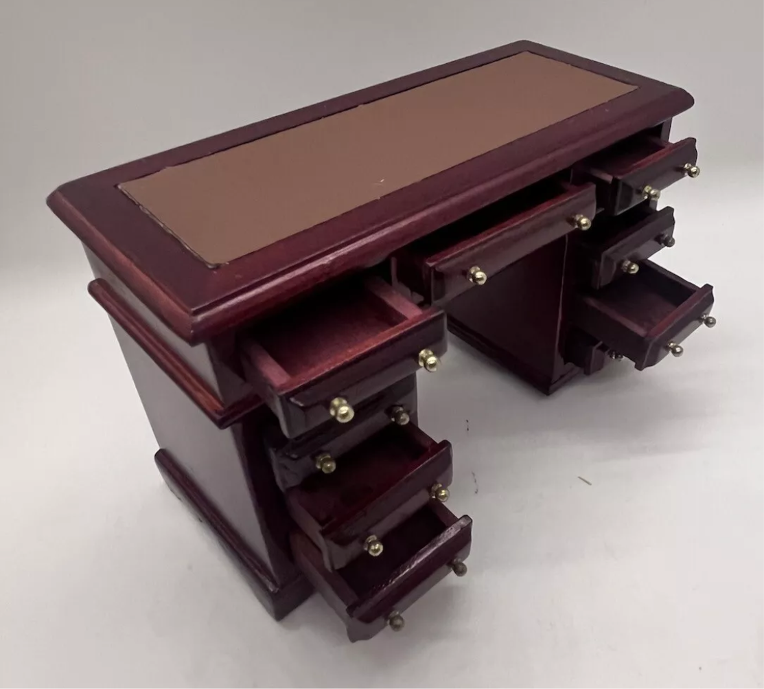 Dolls house desk & all accessories.