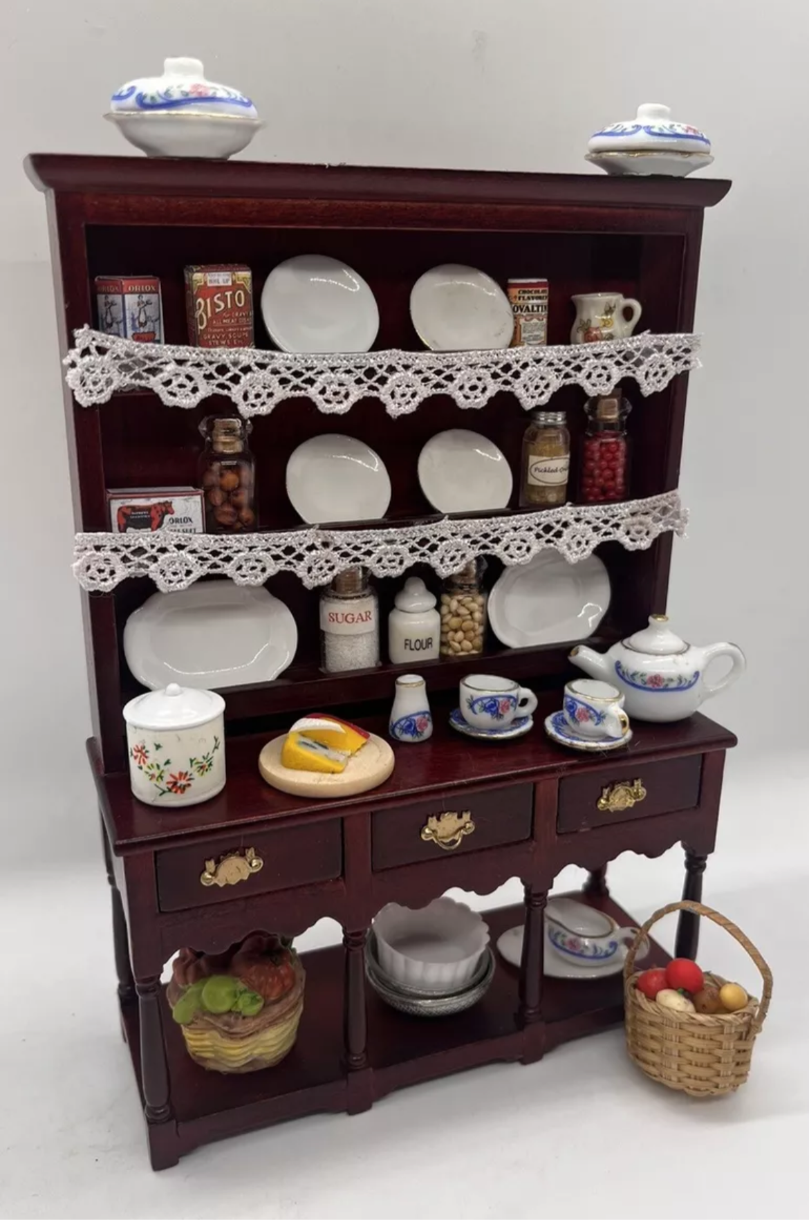 Dolls House Victorian kitchen dresser & all accessories