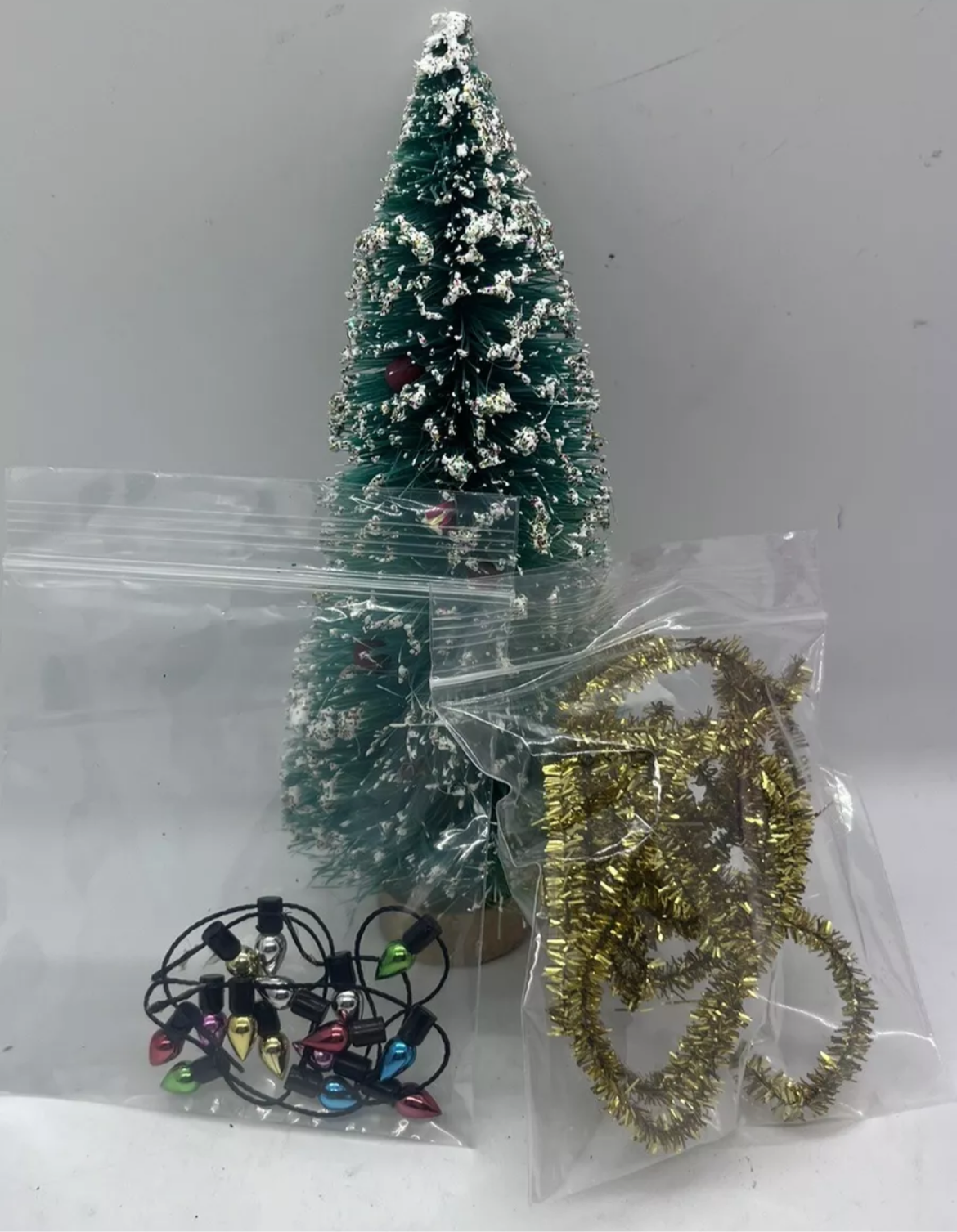 Dolls house Christmas tree & accessories ready to decorate 6 inch