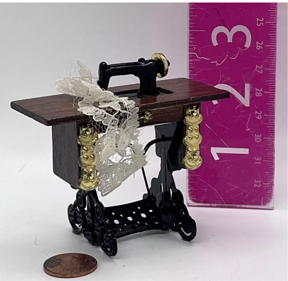 Dolls house sewing machine & cloth in 1/12th scale
