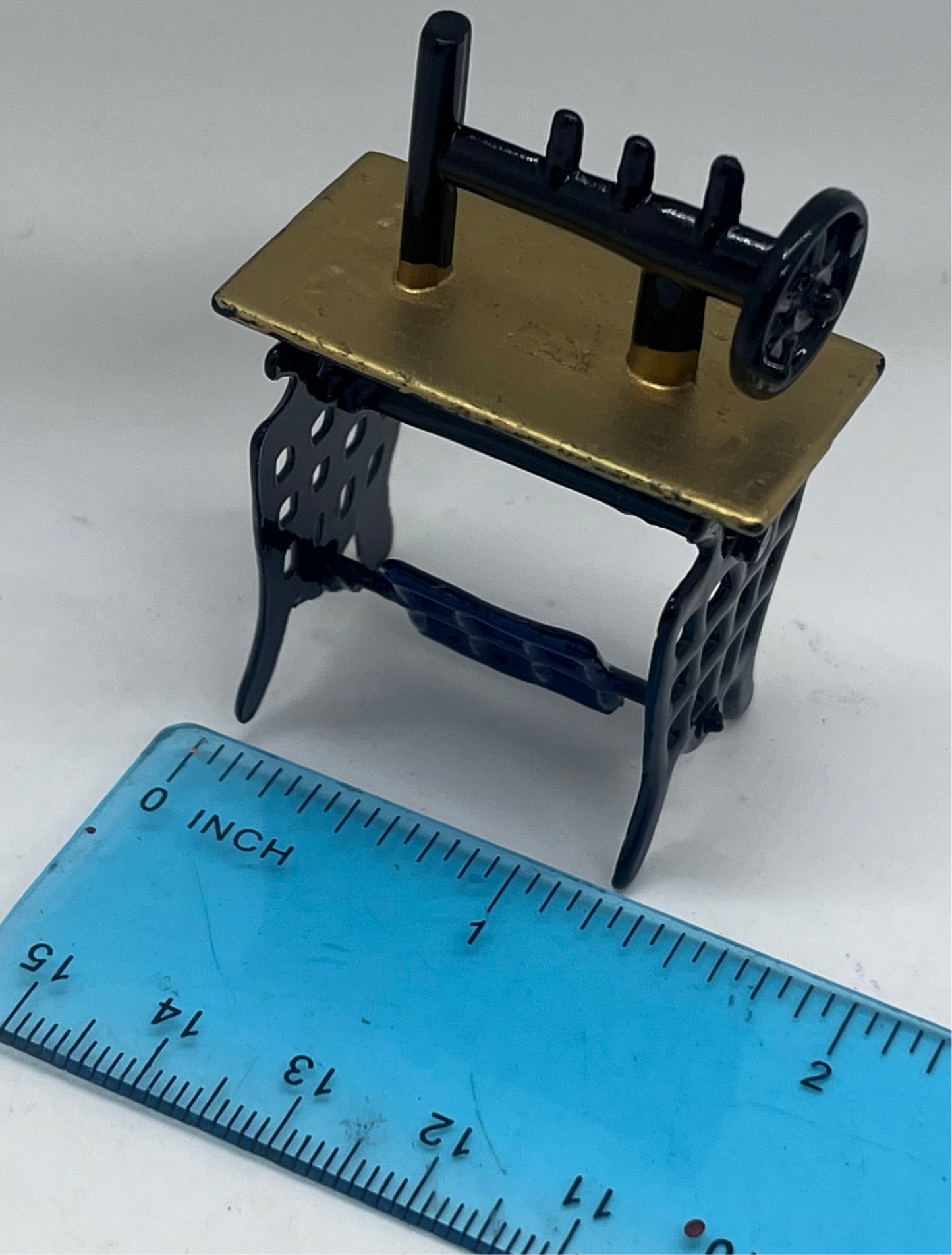 Dolls house 1/16th scale sewing machine