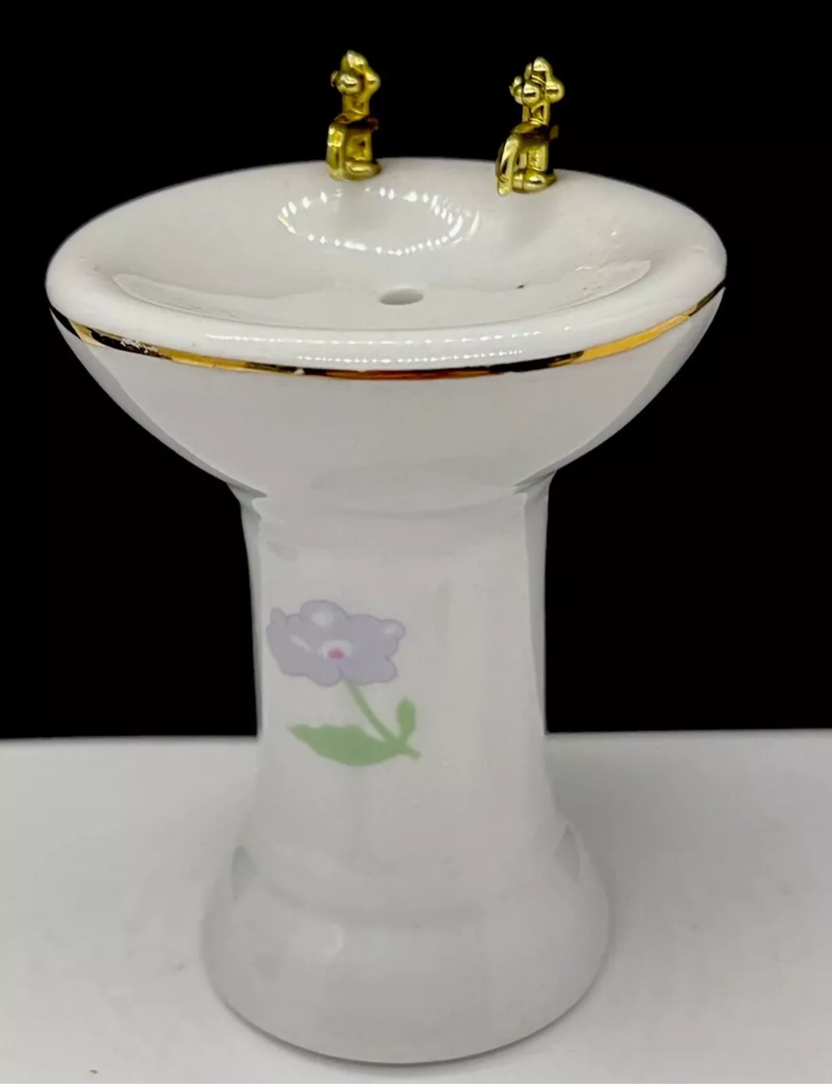 Dolls house porcelain sink