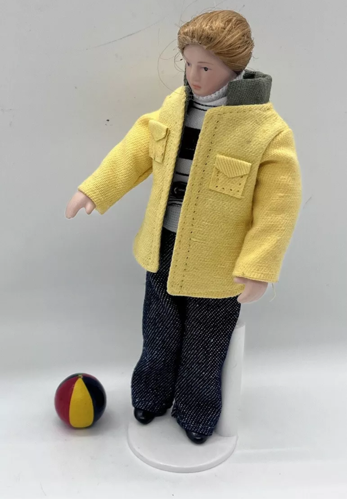Dolls house beach ball
