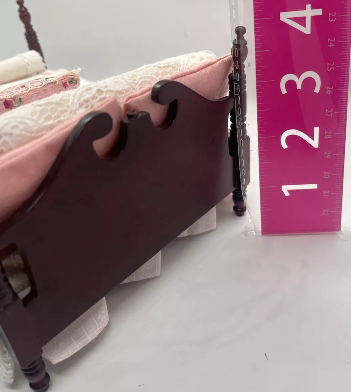 Dolls house double bed and bedding