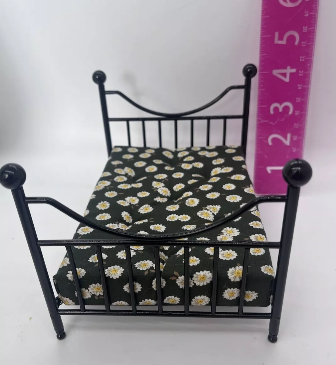 Dolls house metal double bed with bedding