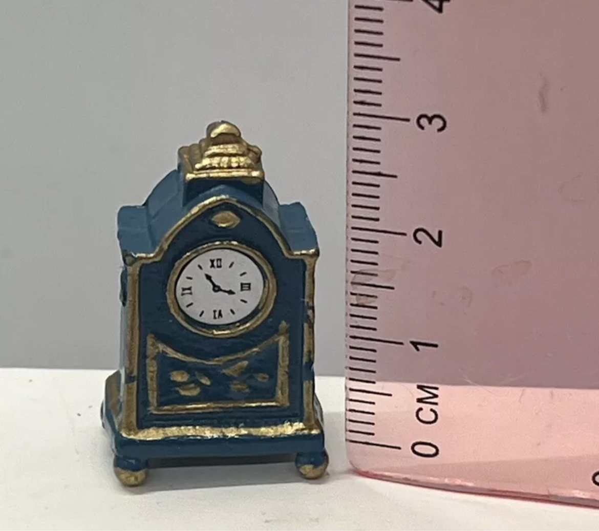 Dolls house metal clock (new)