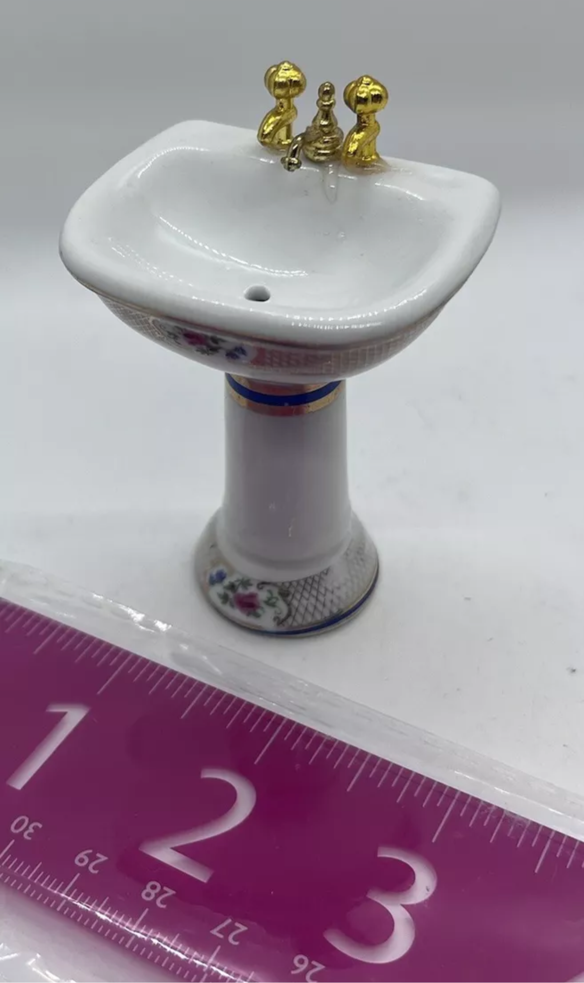 Dolls house porcelain sink