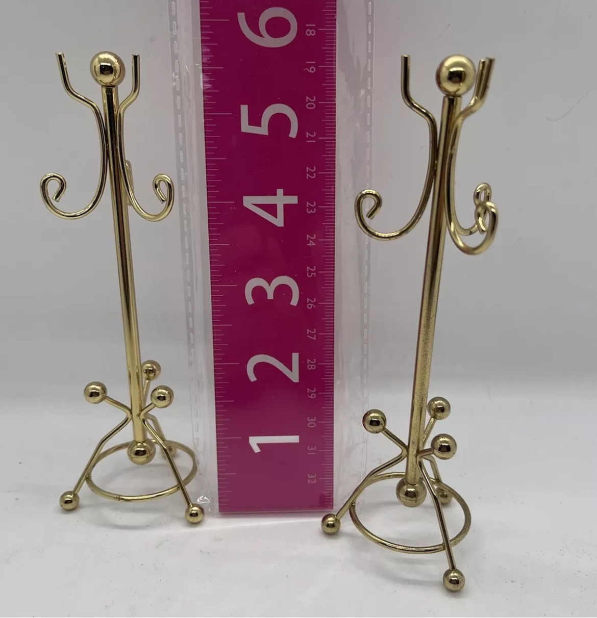Dolls house cloak & hat stand metal x 1