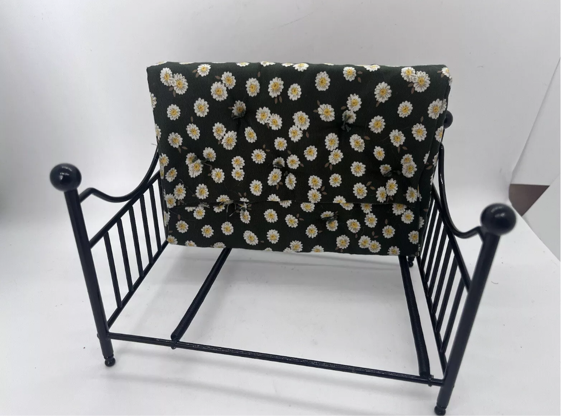 Dolls house metal double bed with bedding