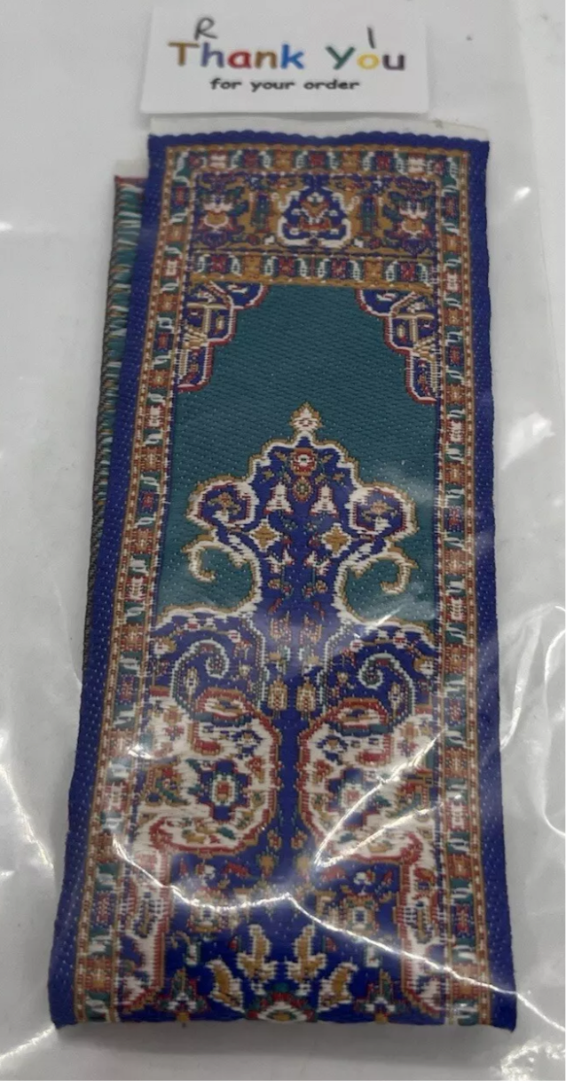 Dolls house runner 8 plus inch