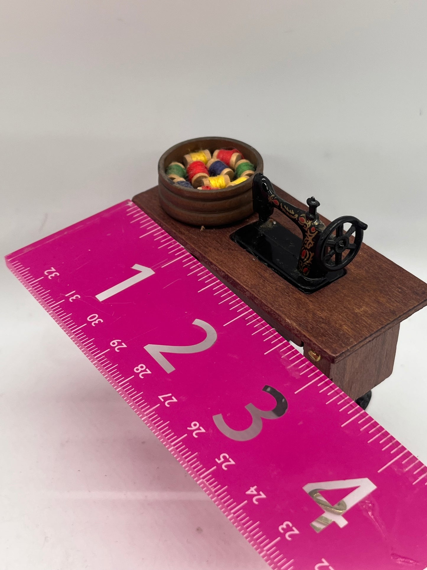 Dolls house sewing machine & accessories