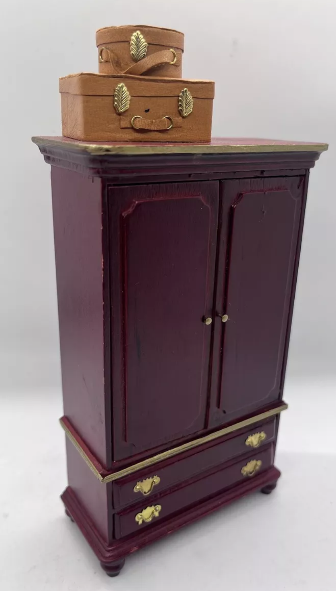 Dolls house wardrobe & suitcases