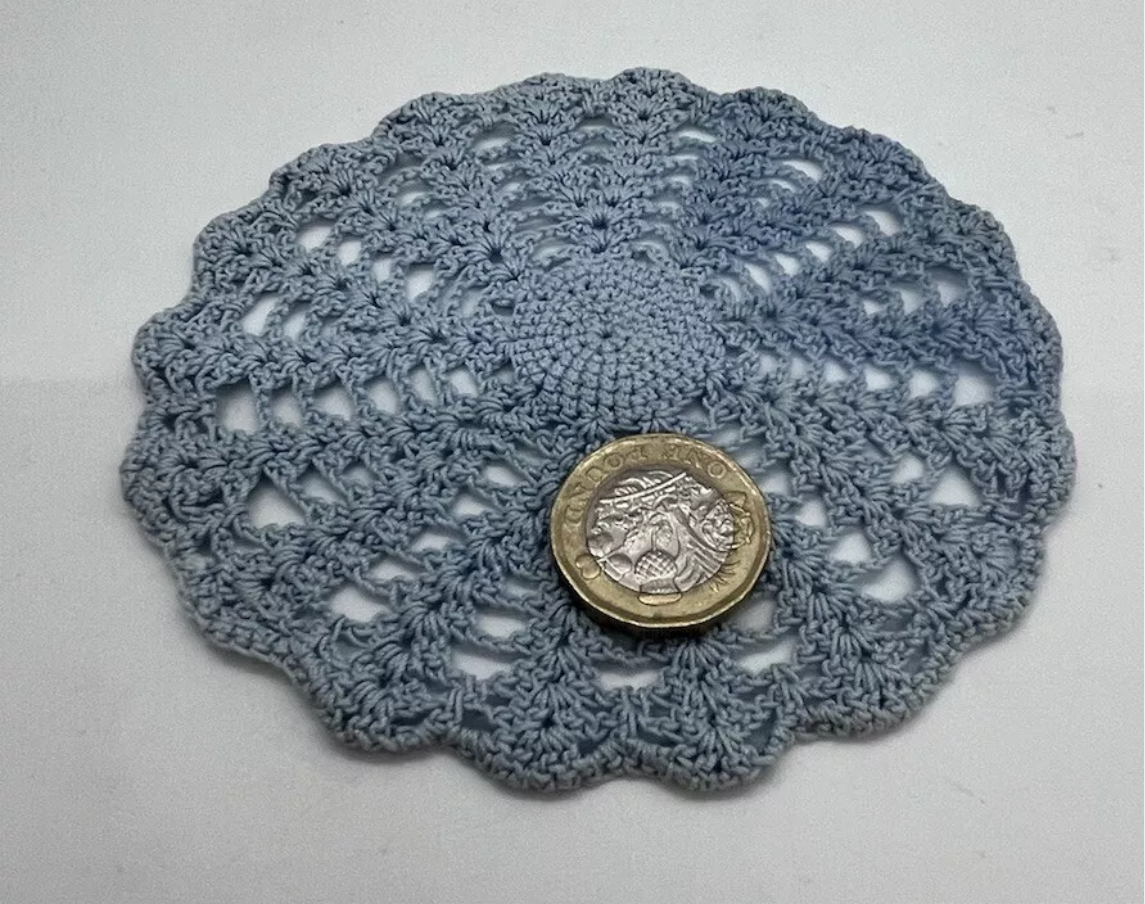 Dolls house crochet handmade table cloth new