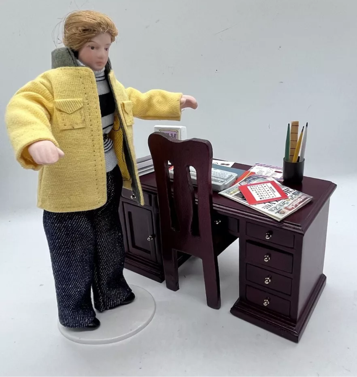 Dolls house desk, chair & all accessories.