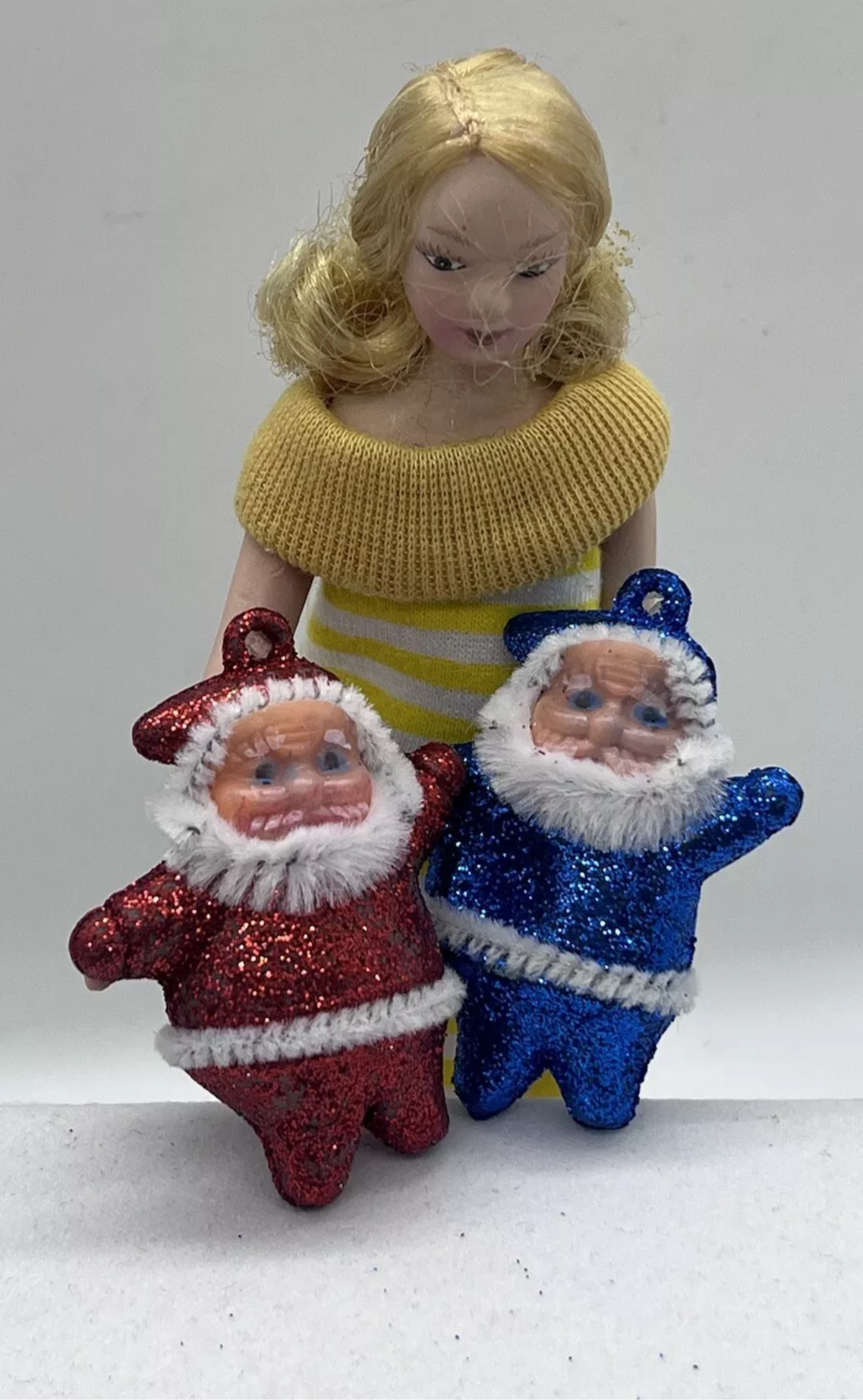 Dolls House Father Christmas pair