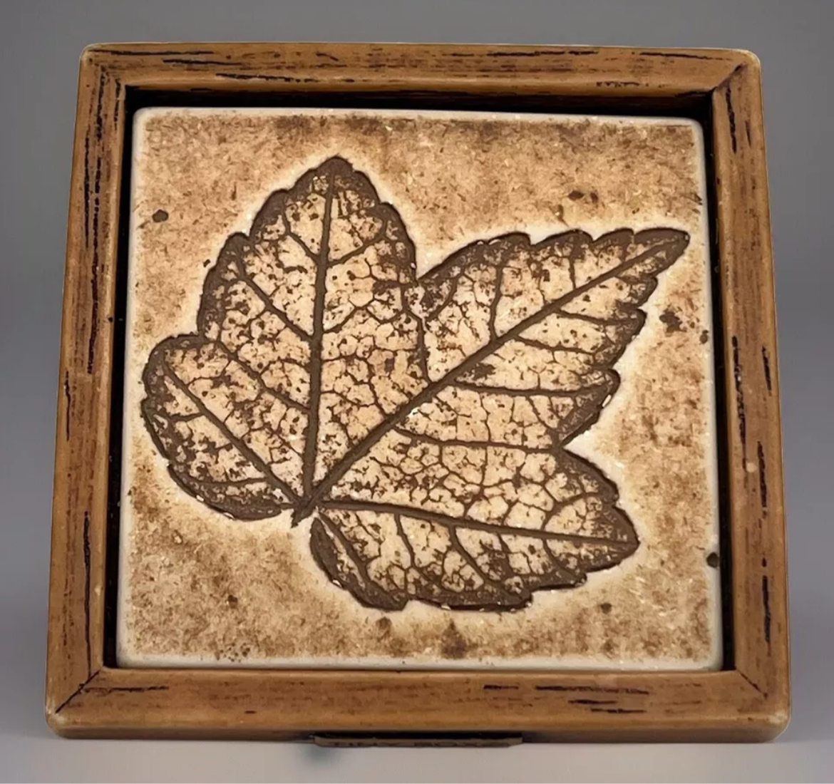 Dolls house resin wall plaque by Tiny Box