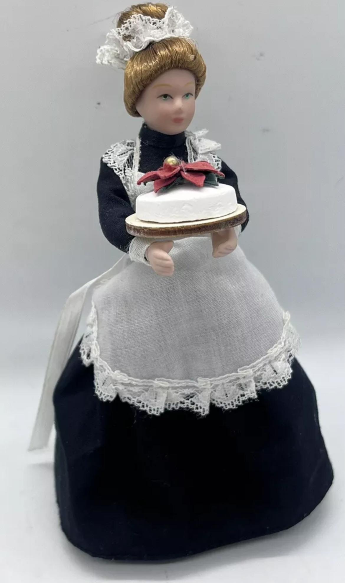 Dolls house Christmas cake new handmade