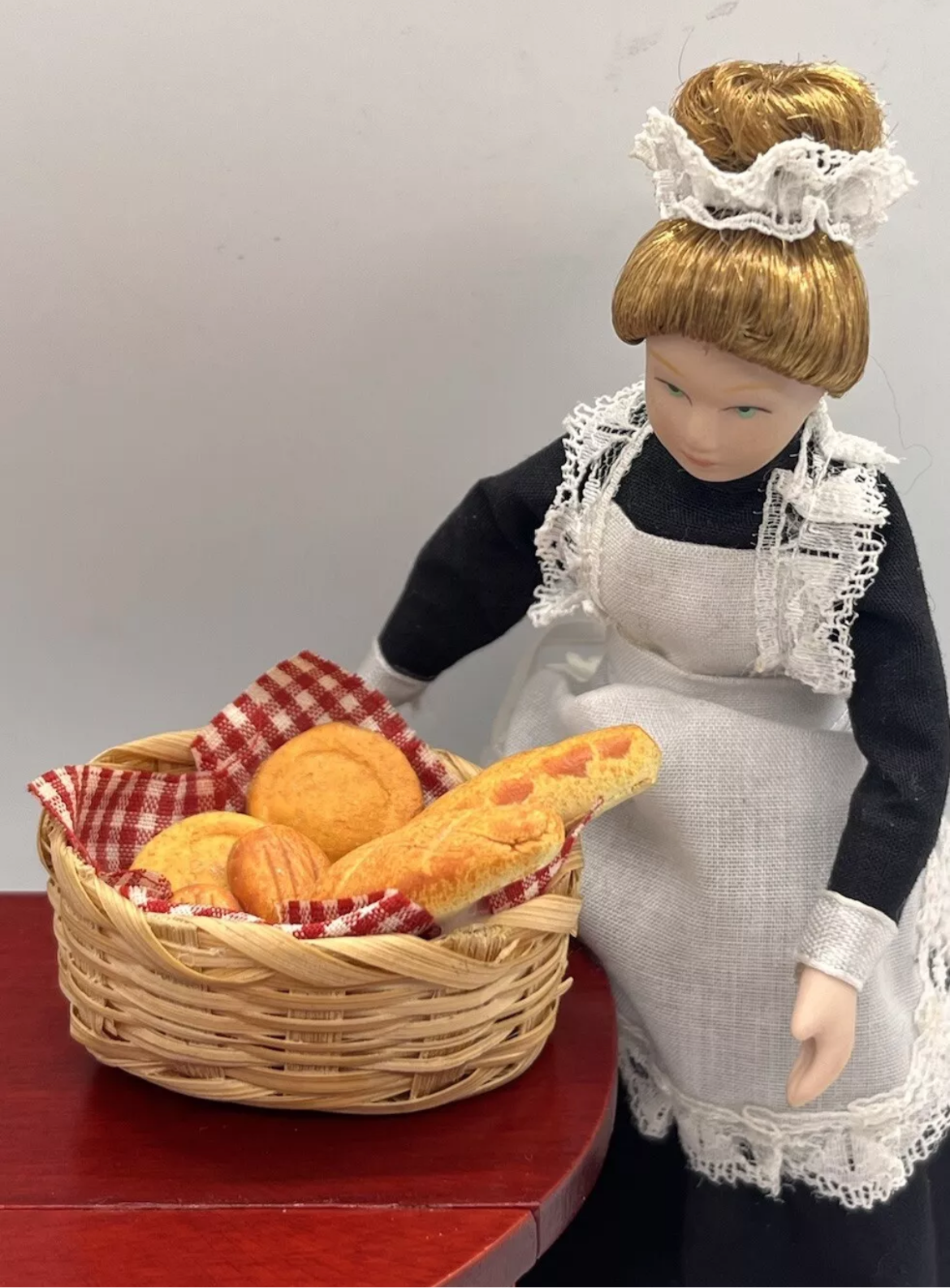 Dolls house bread bakery kitchen