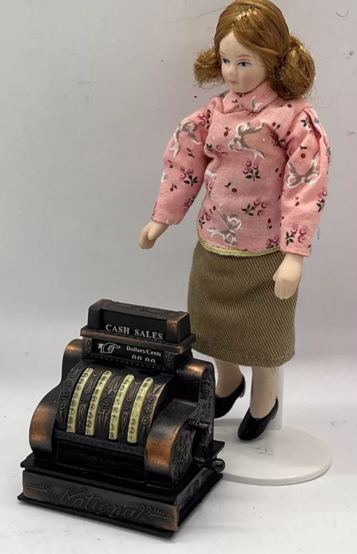 Dolls house shop till