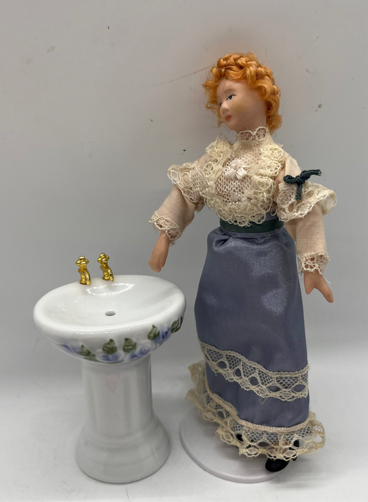 Dolls house porcelain sink