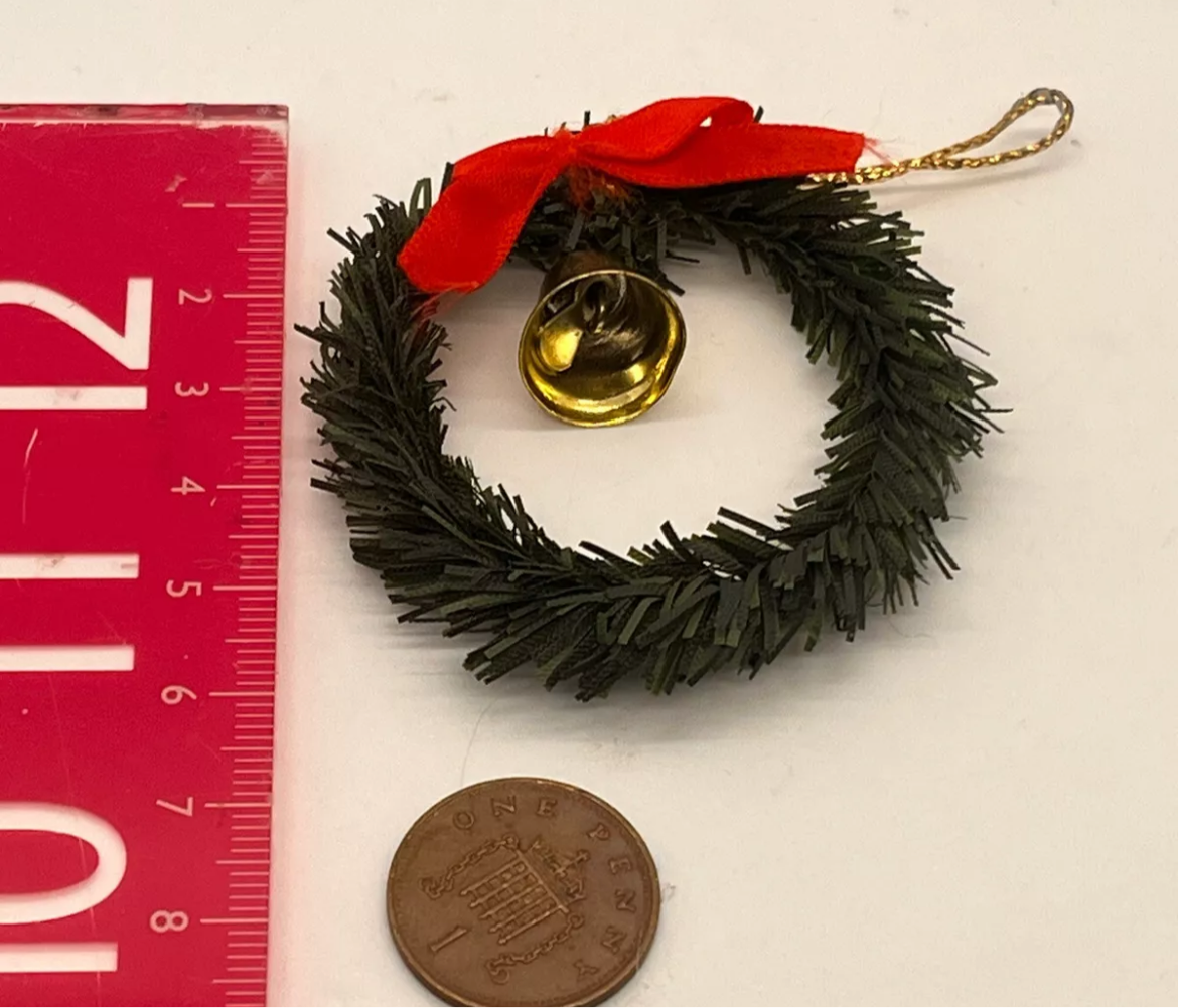 Dolls house Christmas wreath large