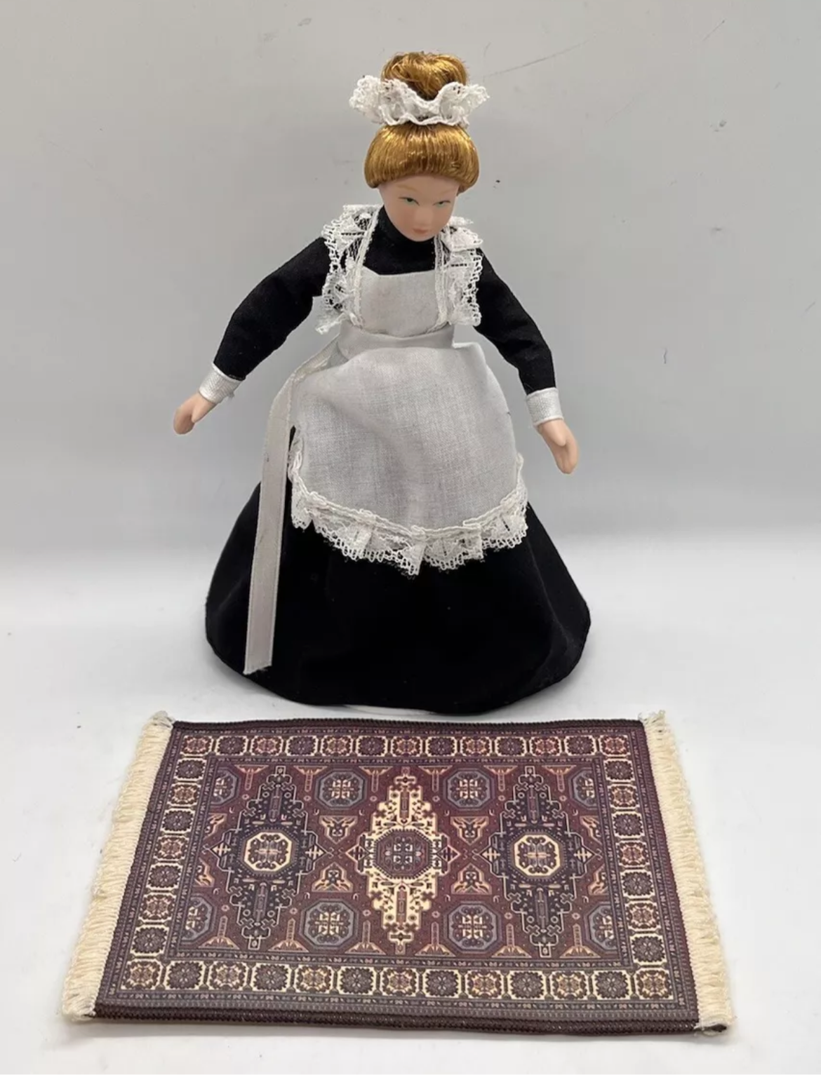 Dolls house rug medium 5 inch (nearly)