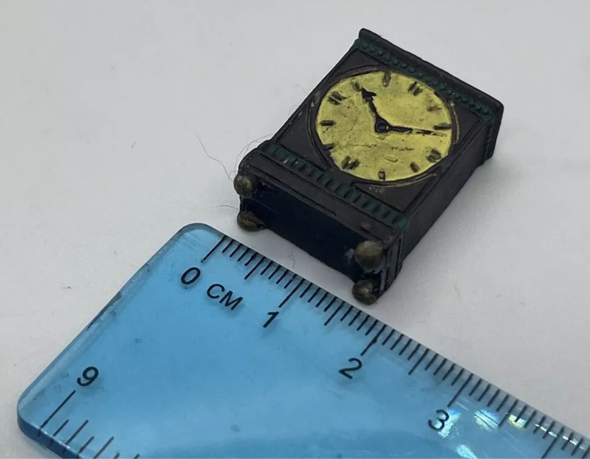 Dolls house Georgian resin mantel clock
