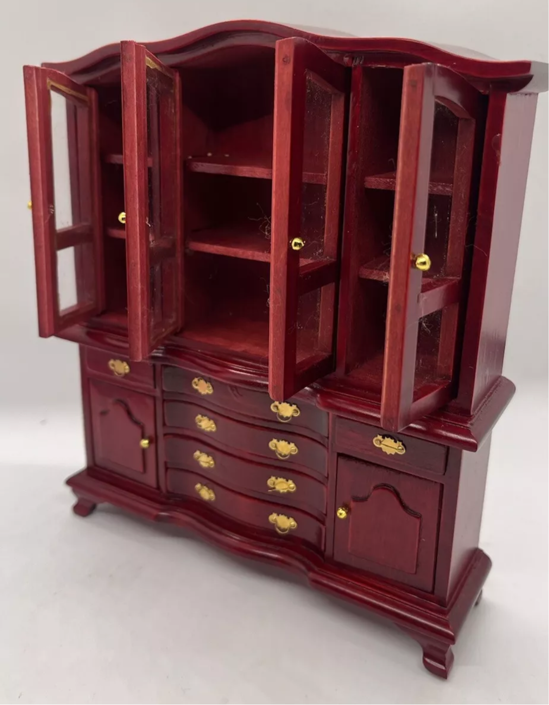 Dolls house large triple dresser