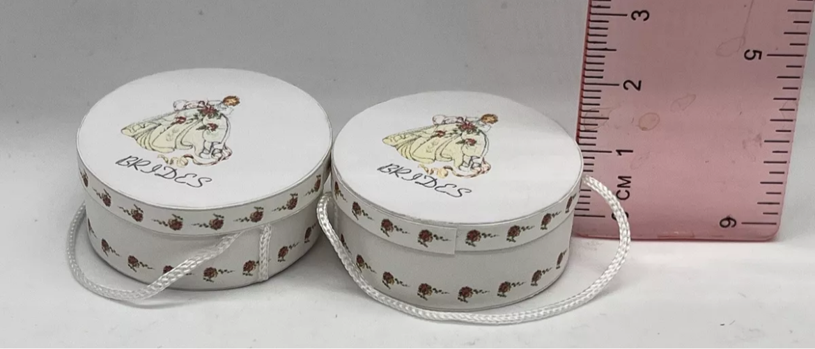 Dolls house wedding hat boxes bridal new x 2