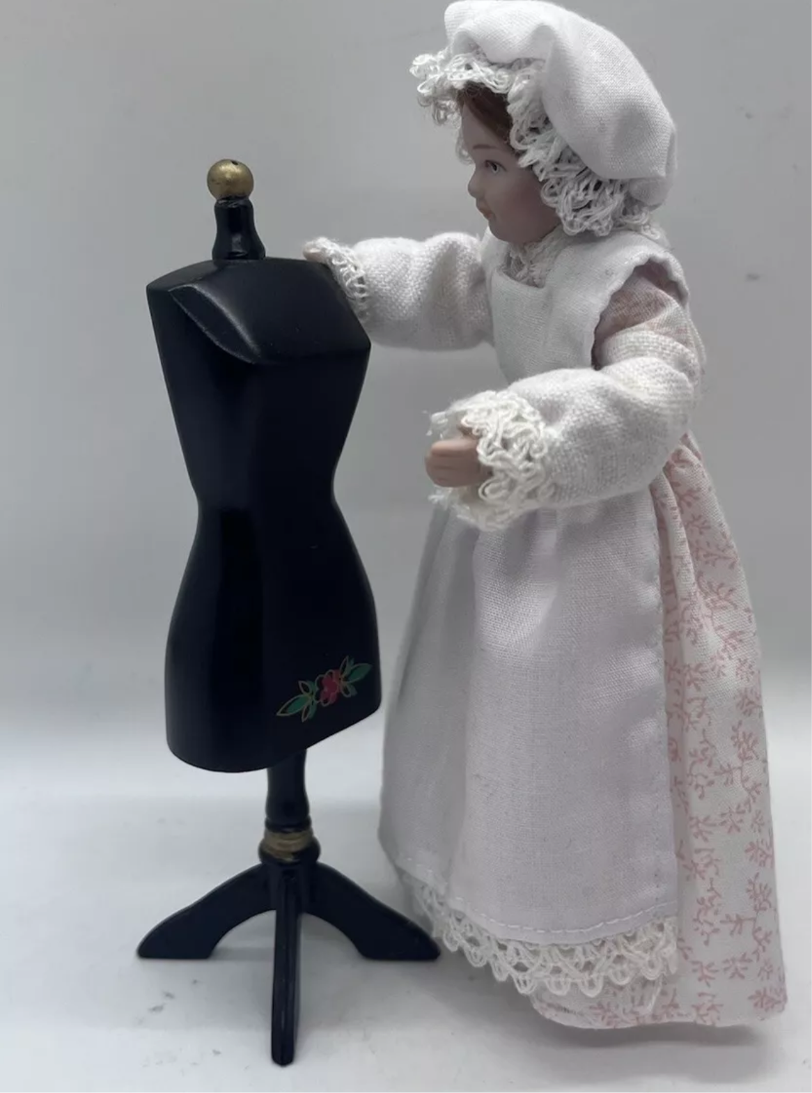 Dolls house dress makers dummy