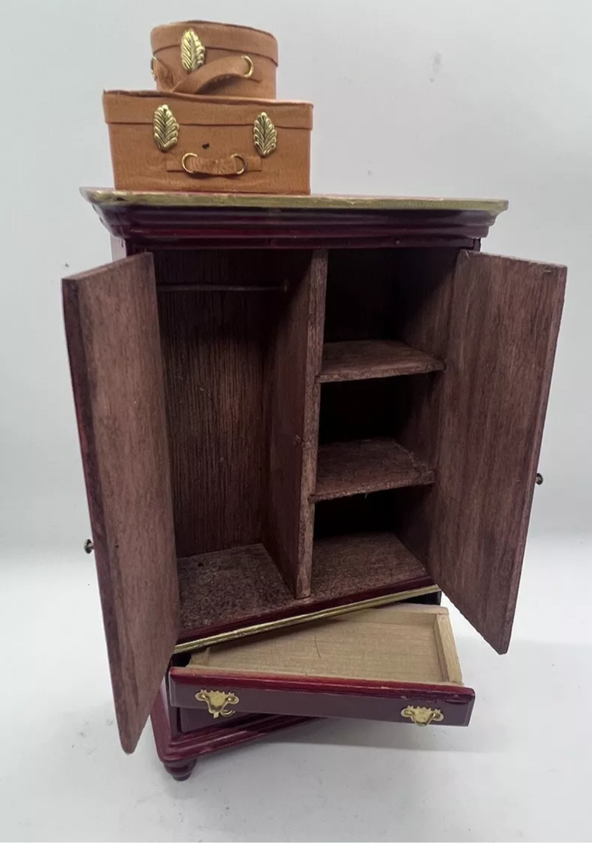 Dolls house wardrobe & suitcases