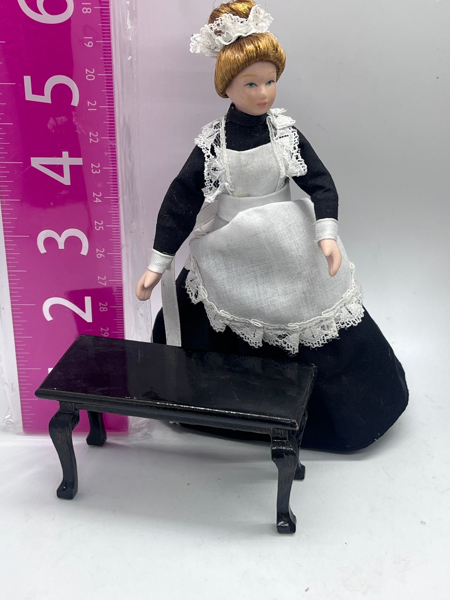 Dolls house coffee table in 1/12th scale.