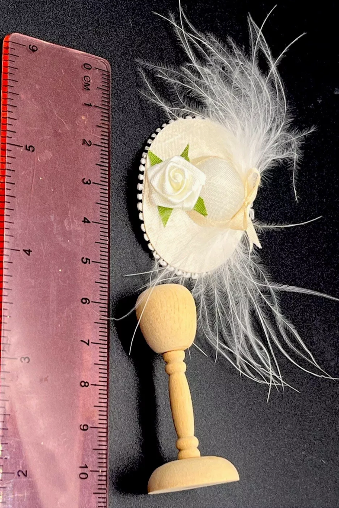 Dolls house hat and stand new