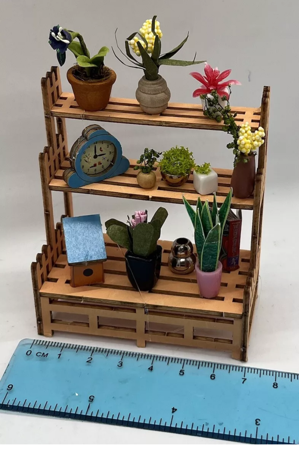 Dolls house garden shelving & accessories