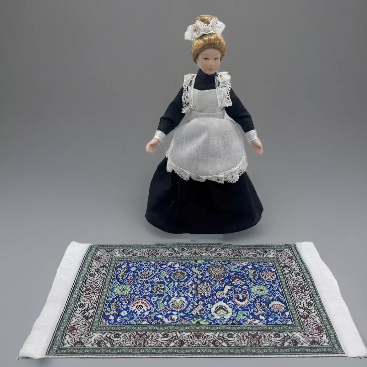Dolls house rug 6 inch