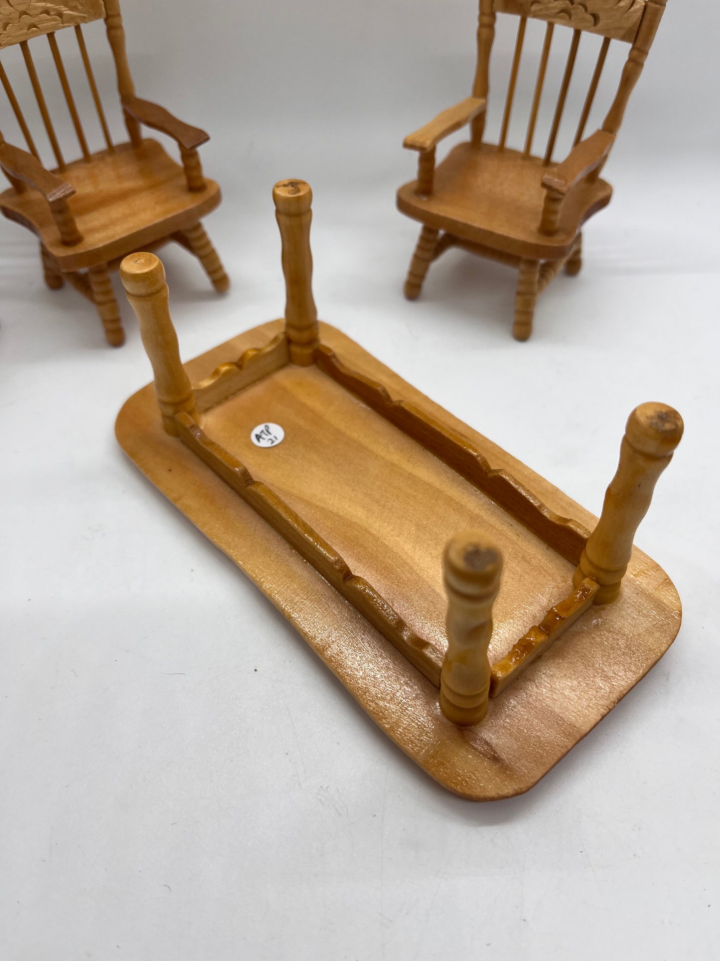 Dolls house pine varnished farm house table and 4 chairs