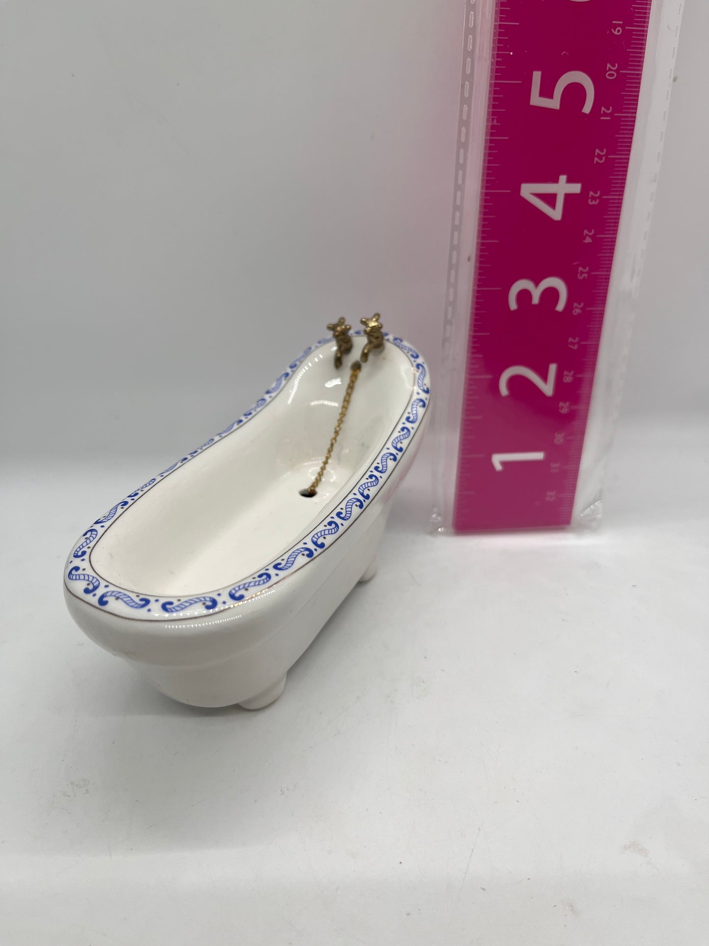 Dolls house porcelain bath