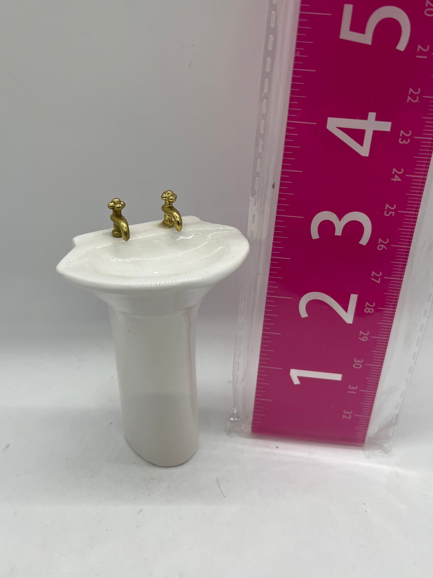 Dolls house porcelain sink