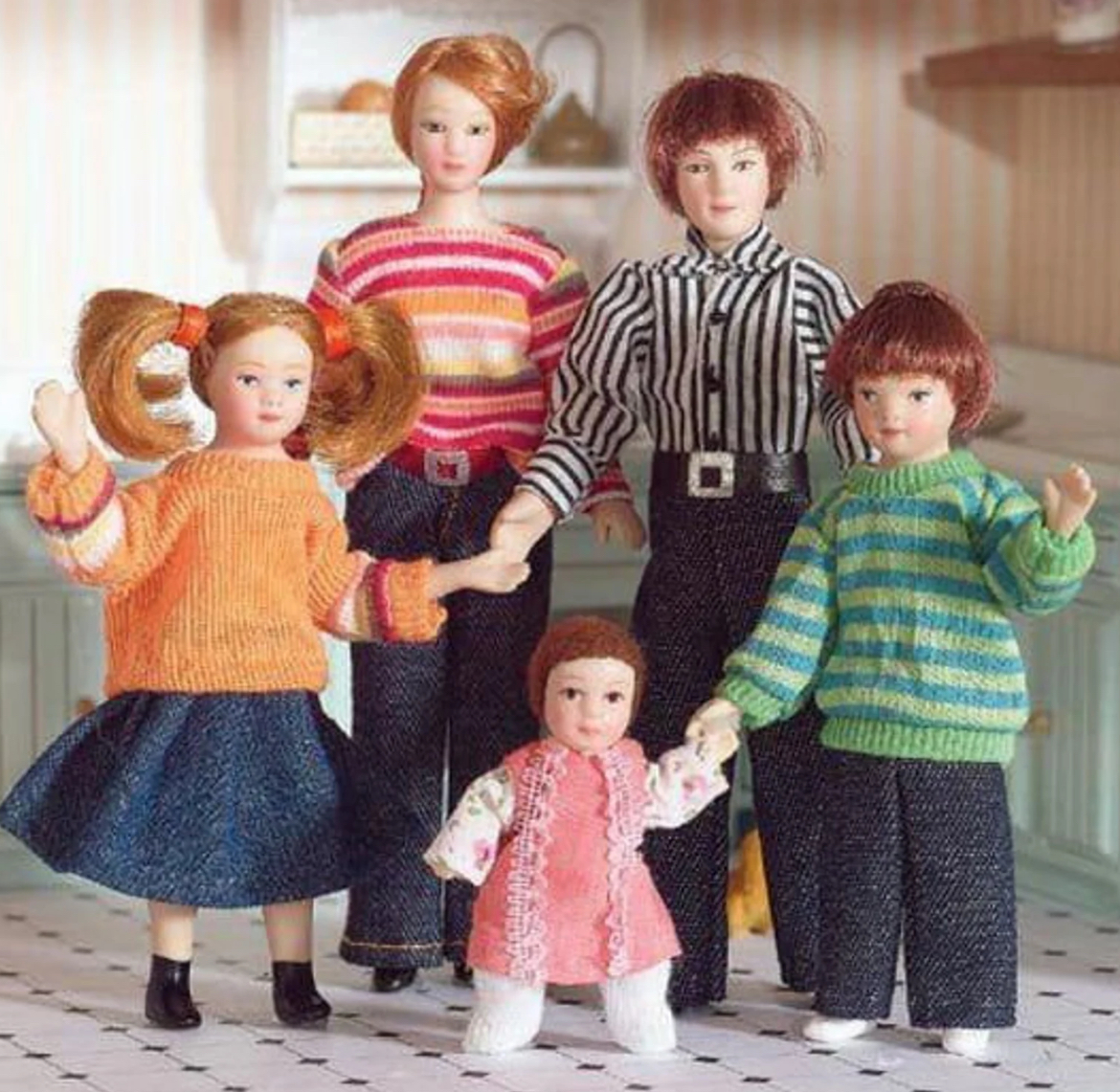 Dolls for dolls house